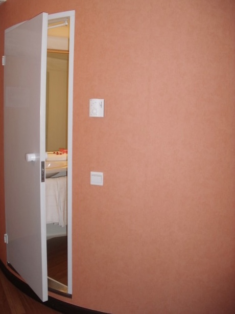 insulation door